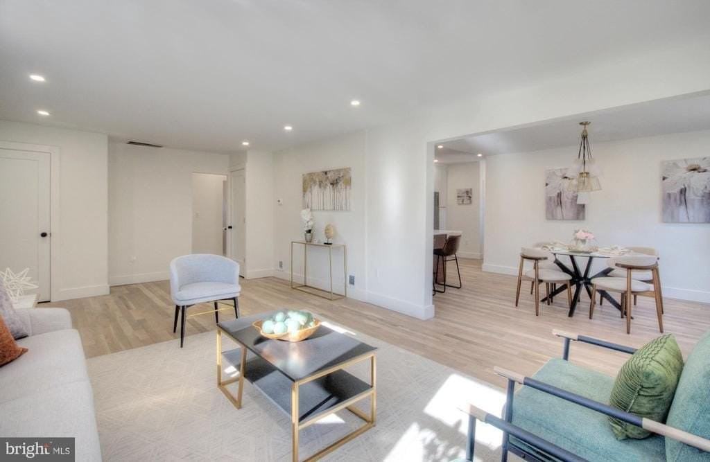 123 Park Ave - Photo 6 of 33