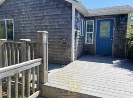 featured image of 5330 Ne Neptune Ln #3
