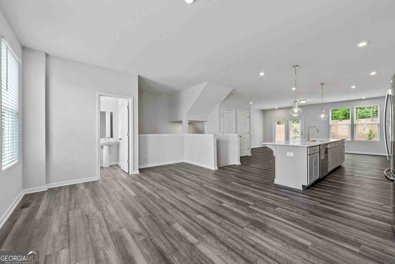 2688 Creek View Ter Nw - Photo 3 of 34