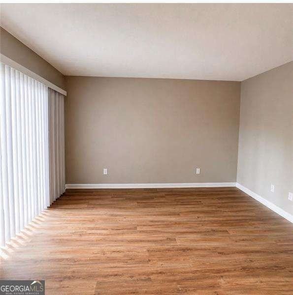 3254 Strawberry Ln - Photo 3 of 16