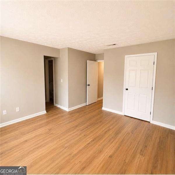 3254 Strawberry Ln - Photo 7 of 16