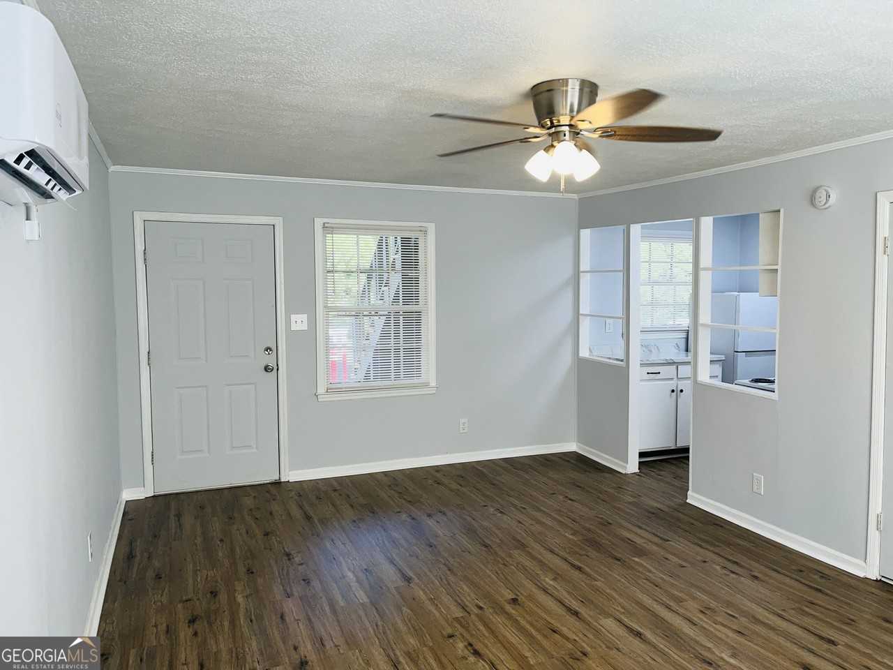 601 W Haralson St #08 - Photo 6 of 13