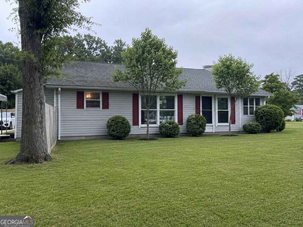 232 E 5th Ave - Photo 2 of 12