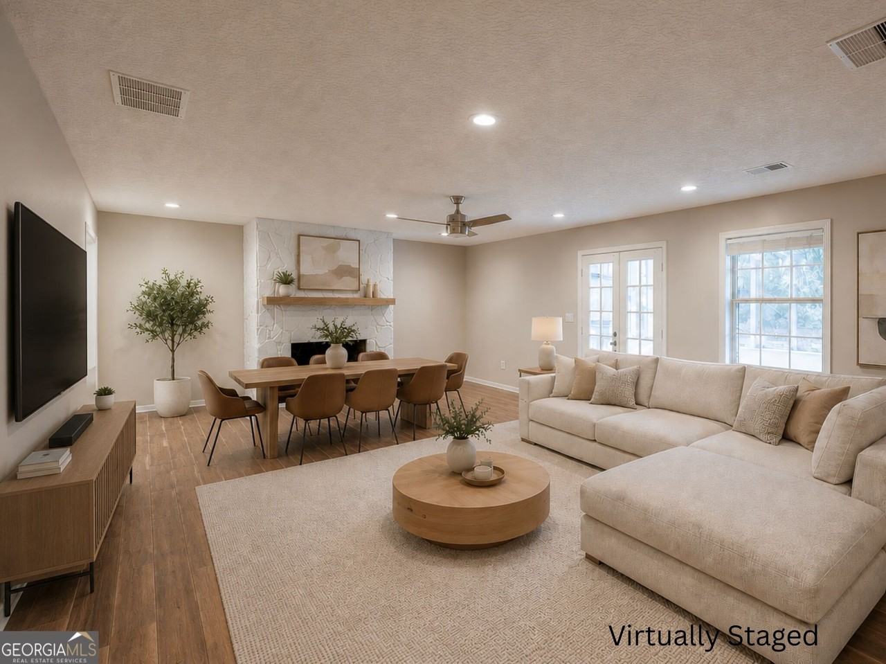 125 Brooks Dr - Photo 4 of 19
