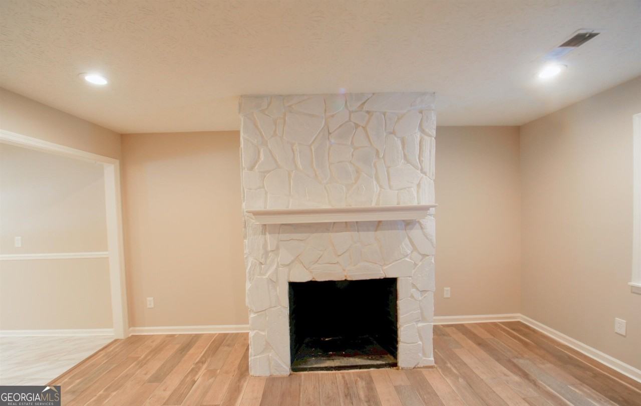 125 Brooks Dr - Photo 6 of 19