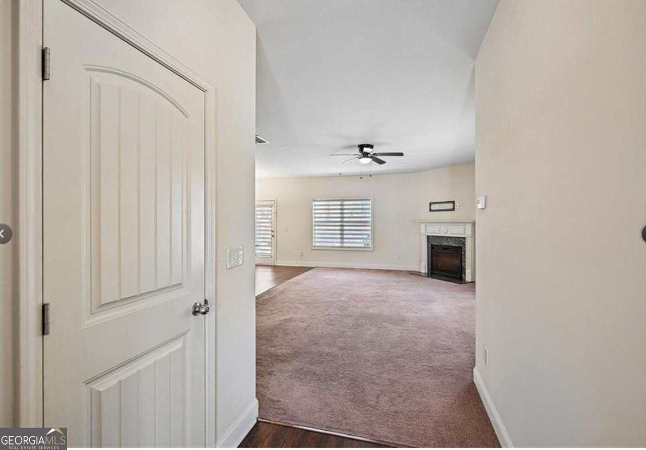 256 Centerview Way - Photo 5 of 32