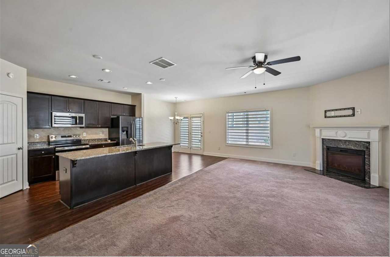 256 Centerview Way - Photo 6 of 32