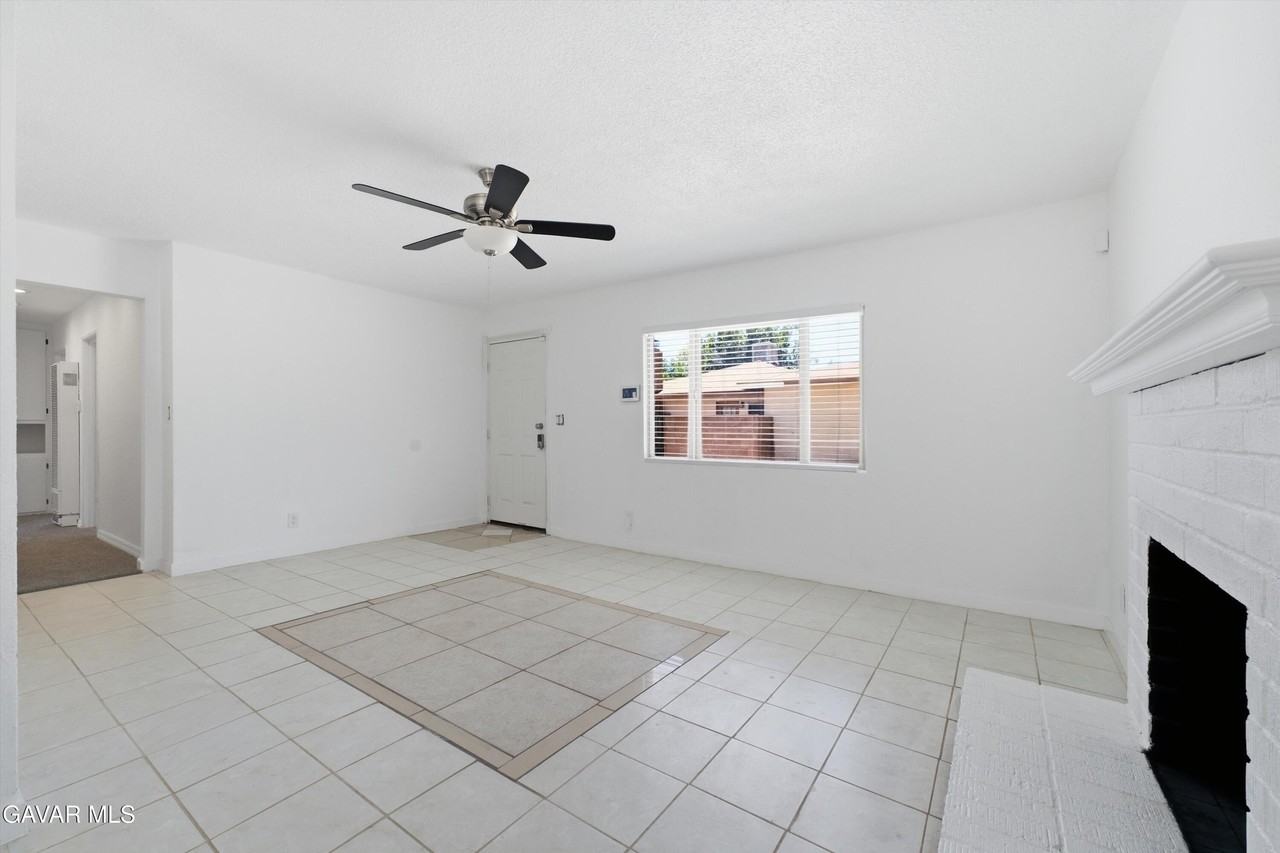 44338 23rd St W - Photo 5 of 16