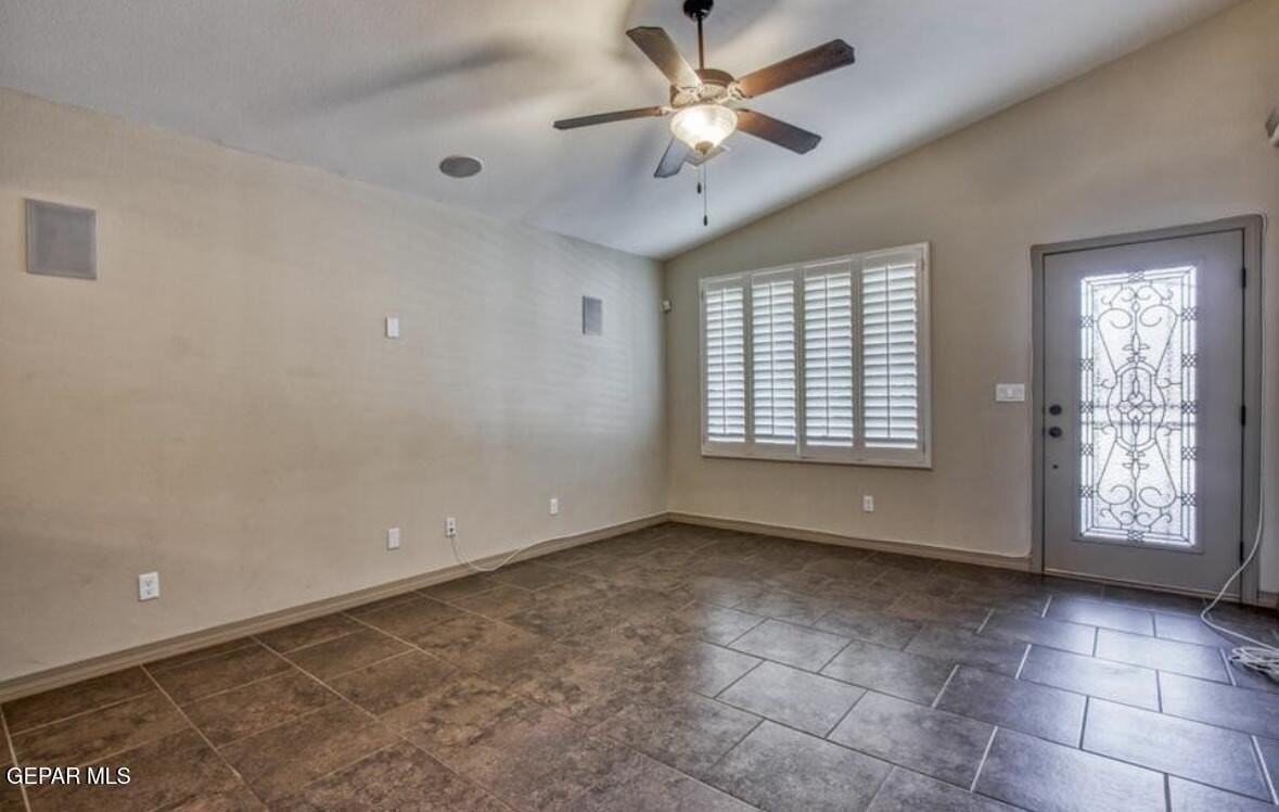 13140 Lost Willow - Photo 2 of 28