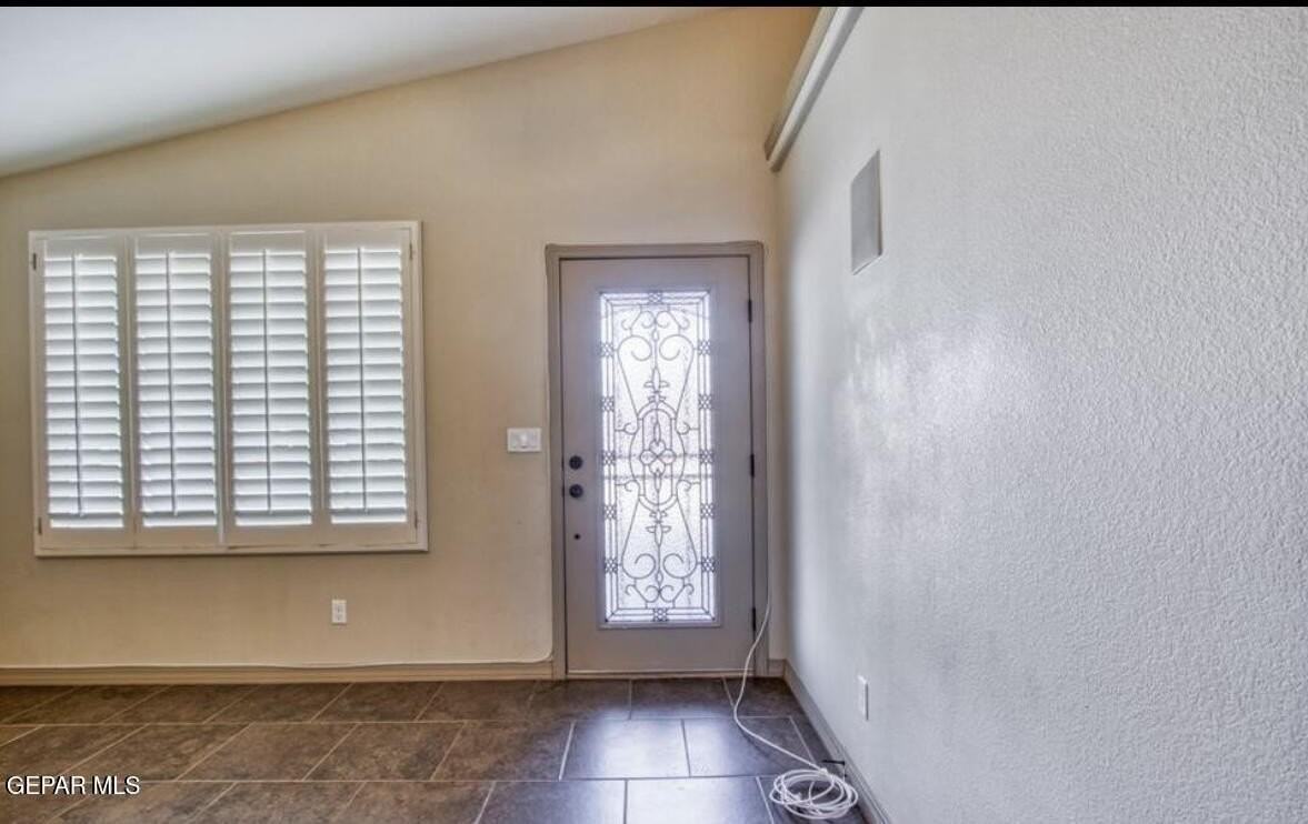 13140 Lost Willow - Photo 3 of 28