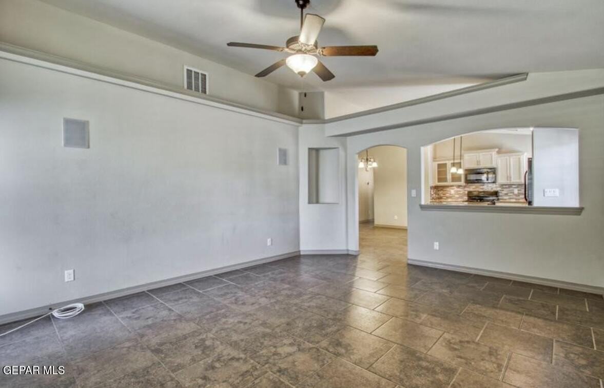 13140 Lost Willow - Photo 5 of 28
