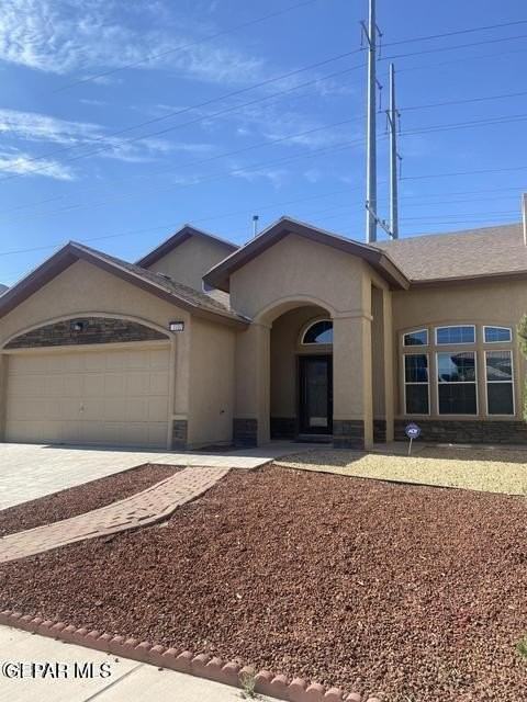 7732 Maple Landing Ct - Photo 3 of 15
