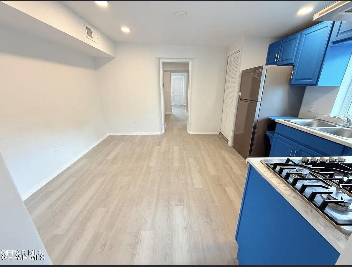 5658 Dailey Ave - Photo 5 of 15
