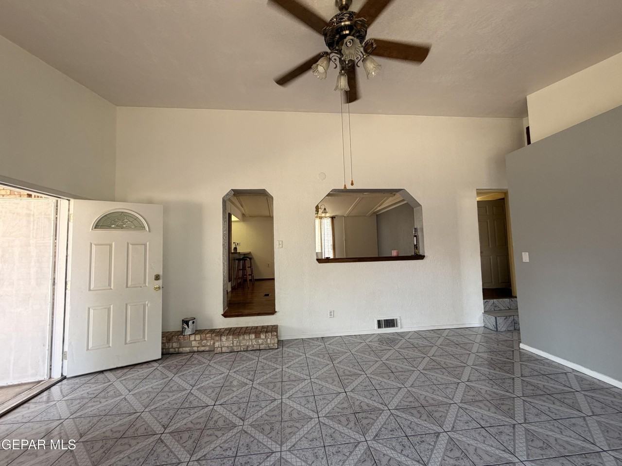 12760 Crisantemo Dr - Photo 3 of 31
