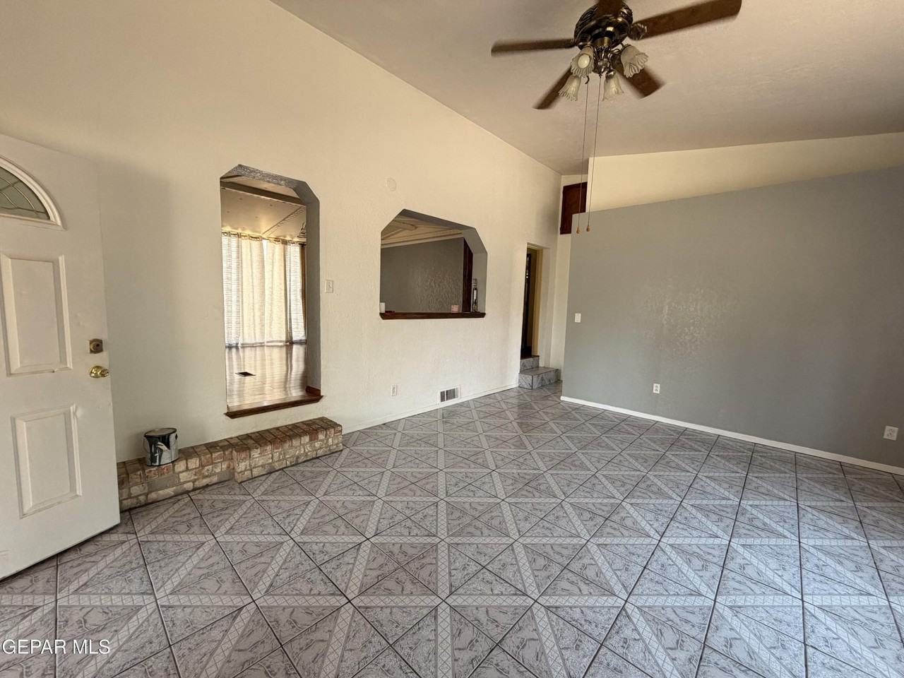 12760 Crisantemo Dr - Photo 5 of 31