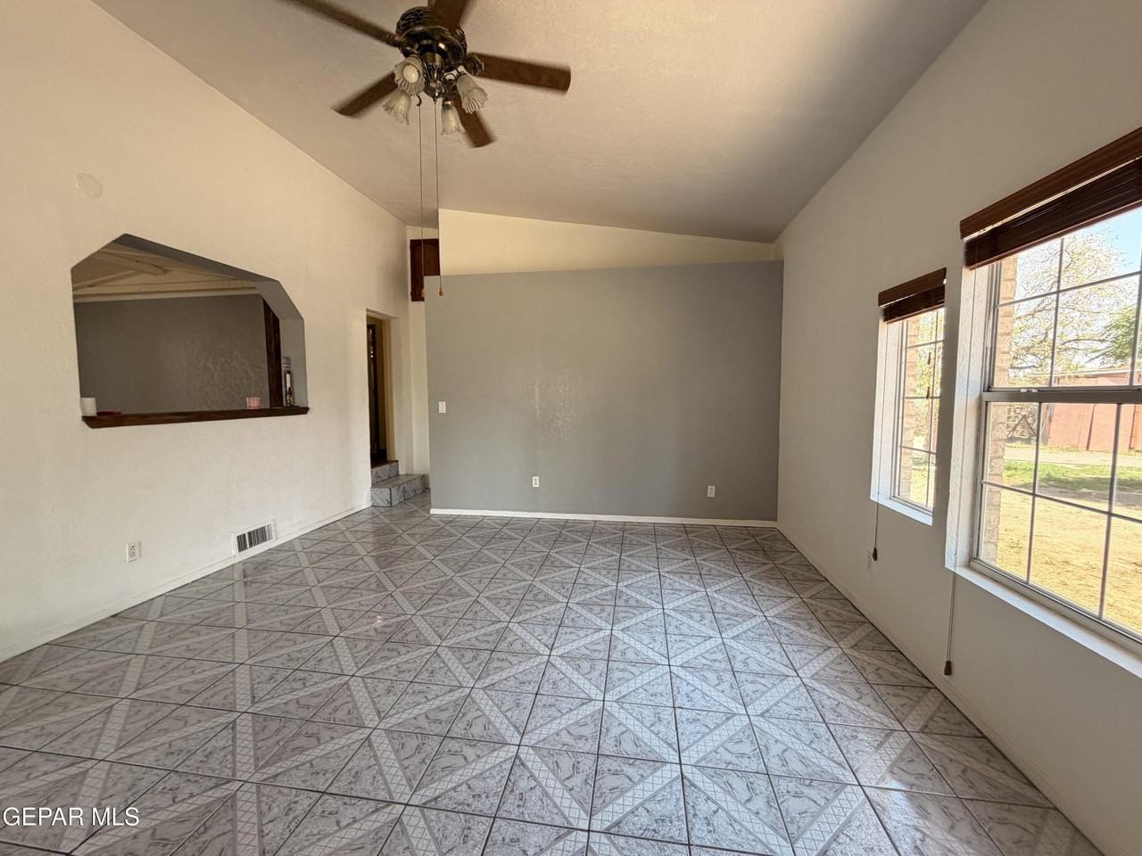 12760 Crisantemo Dr - Photo 7 of 31