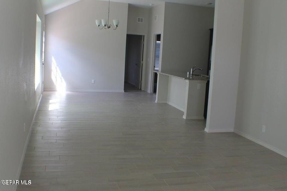 7425 Norte Mesa Ln - Photo 2 of 25