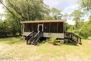 featured image of 175 Chump Ln