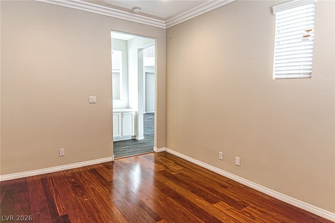 6545 Black Oaks St - Photo 4 of 50