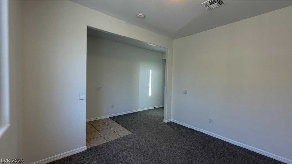 7667 Dewy Falls Ave - Photo 4 of 42