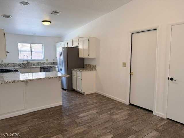 627 Del Prado Dr - Photo 6 of 30