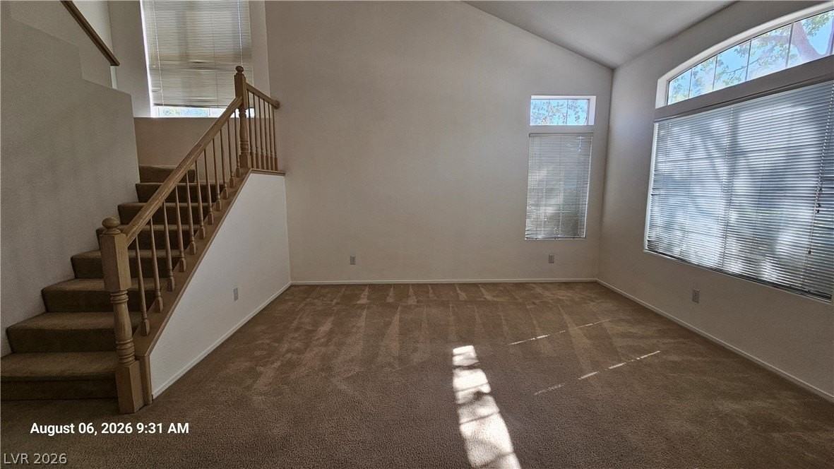 2033 Paradise Peak Dr - Photo 3 of 31