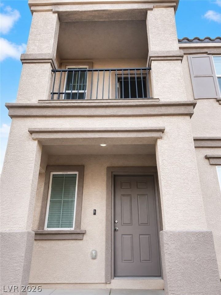 667 Tiarella Ln - Photo 2 of 20