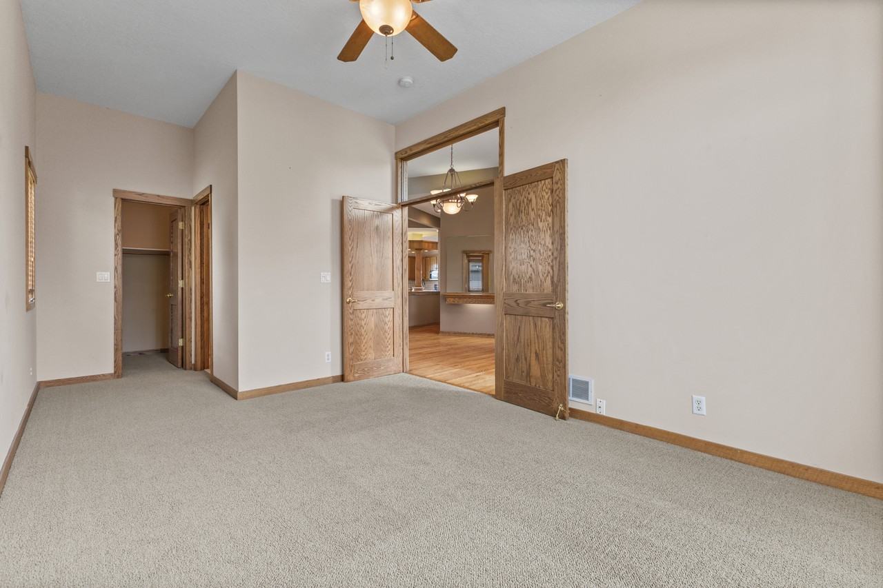 11435 Kenyon Ct Ne #1 - Photo 5 of 31