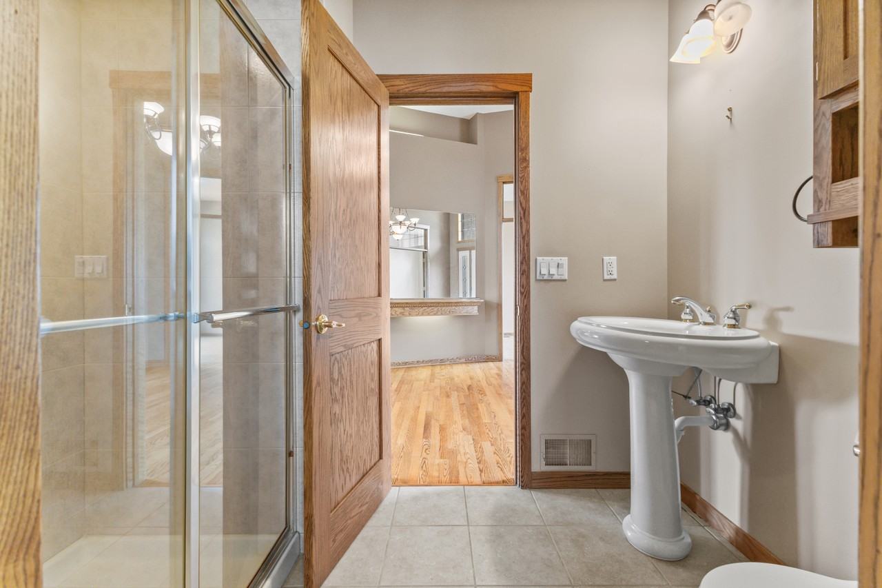 11435 Kenyon Ct Ne #1 - Photo 6 of 31