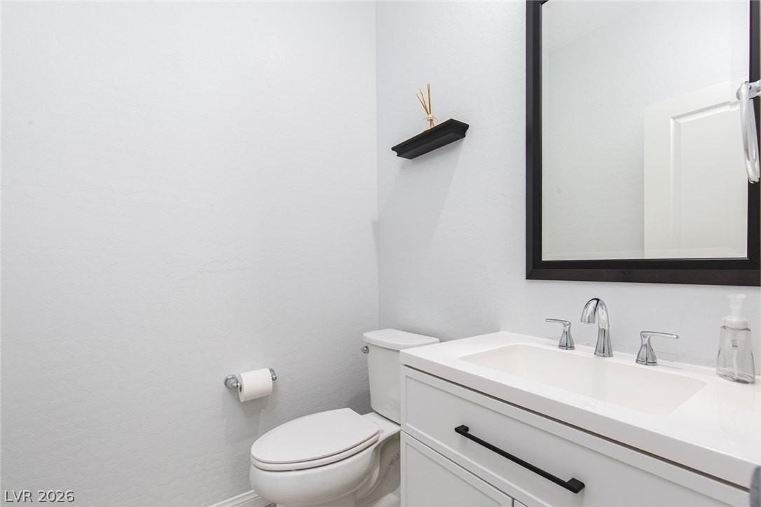 12586 Huckleberry Oak Ave - Photo 6 of 48