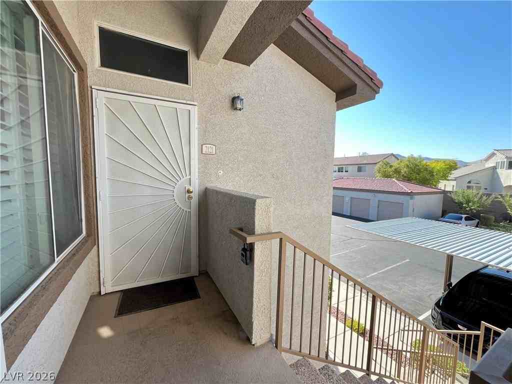 2305 W Horizon Ridge Pkwy #2121