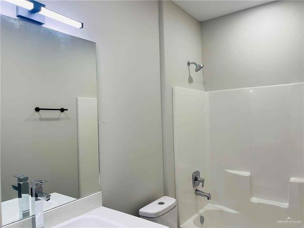 1108 Sugar Garden Ave #4 - Photo 7 of 11