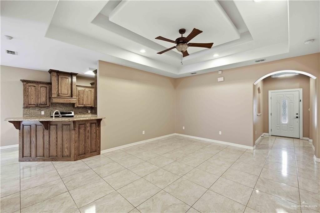 512 Bold Ruler Ave - Photo 3 of 13