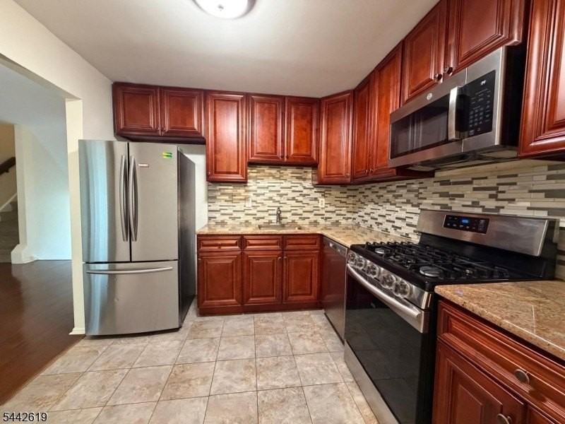 149 Patriots Rd - Photo 6 of 23