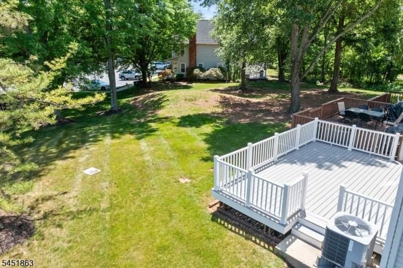 42 Shire Ct - Photo 4 of 26