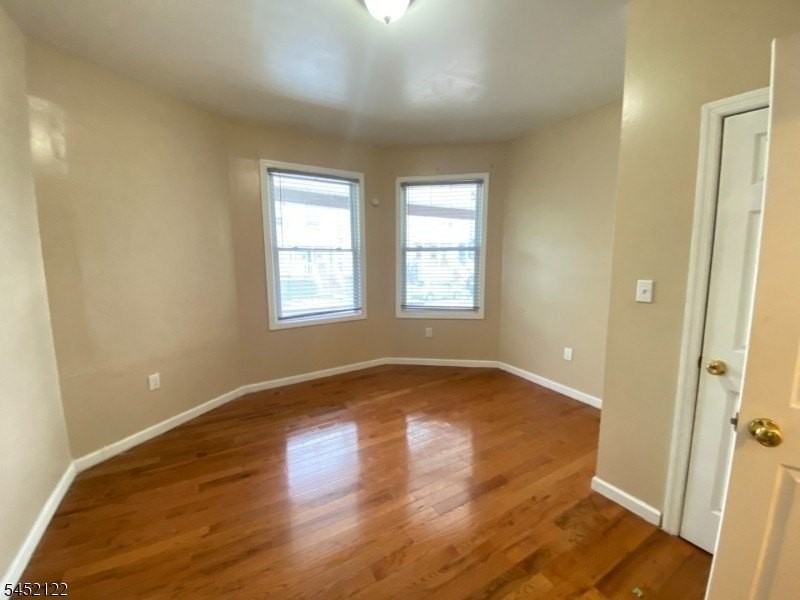 186 Oakwood Pl #1 - Photo 6 of 11