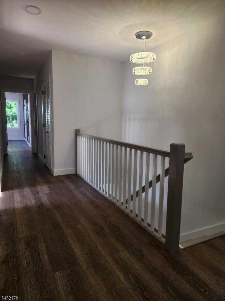 342 17th Ave - Photo 7 of 8