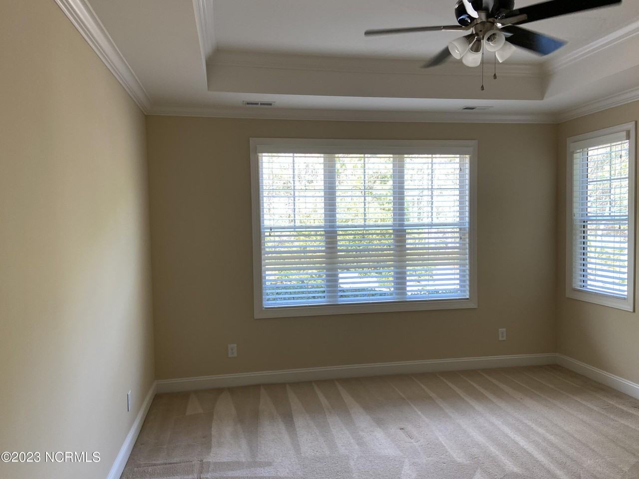 1113 Evangeline Dr - Photo 6 of 33
