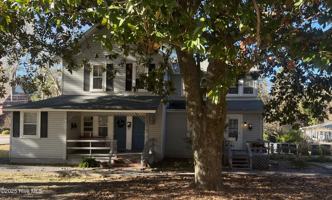 featured image of 320 N Bennett St #A