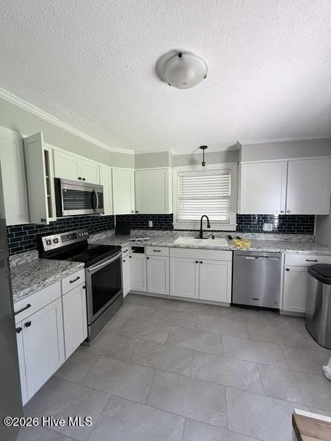509 Harrison Dr N - Photo 2 of 7