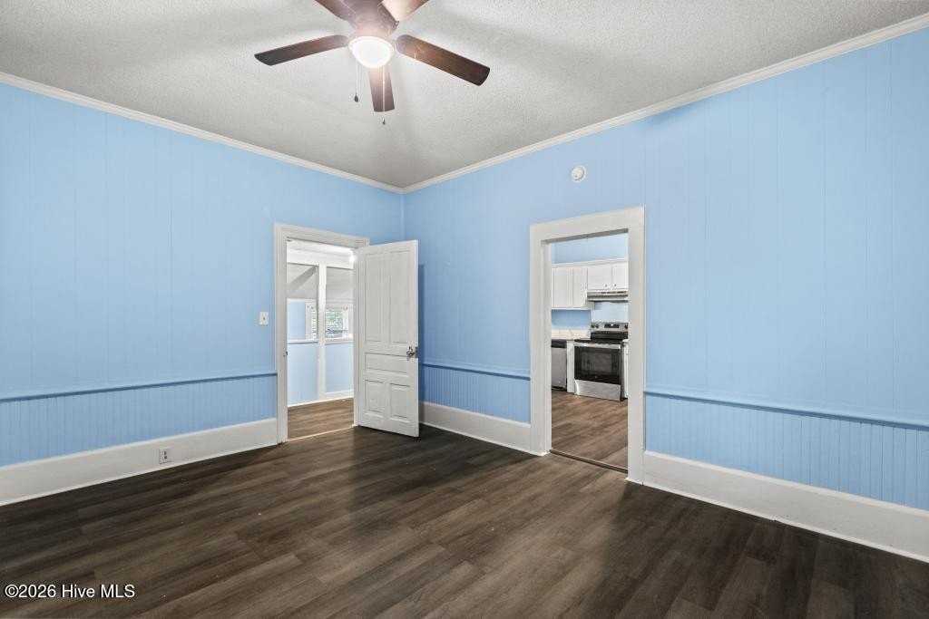 104 N Trianon St - Photo 7 of 17