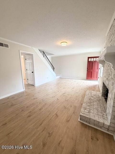 24 Scott St - Photo 3 of 18