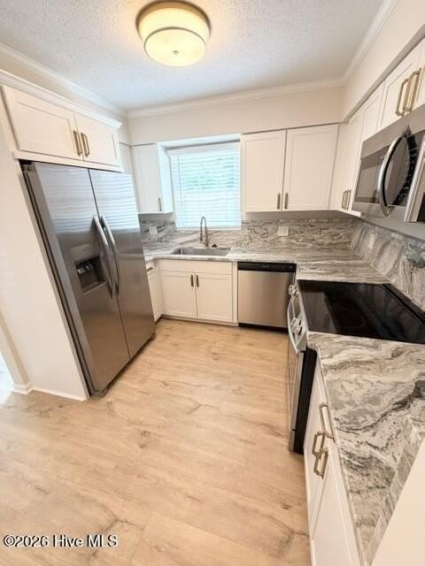 24 Scott St - Photo 5 of 18