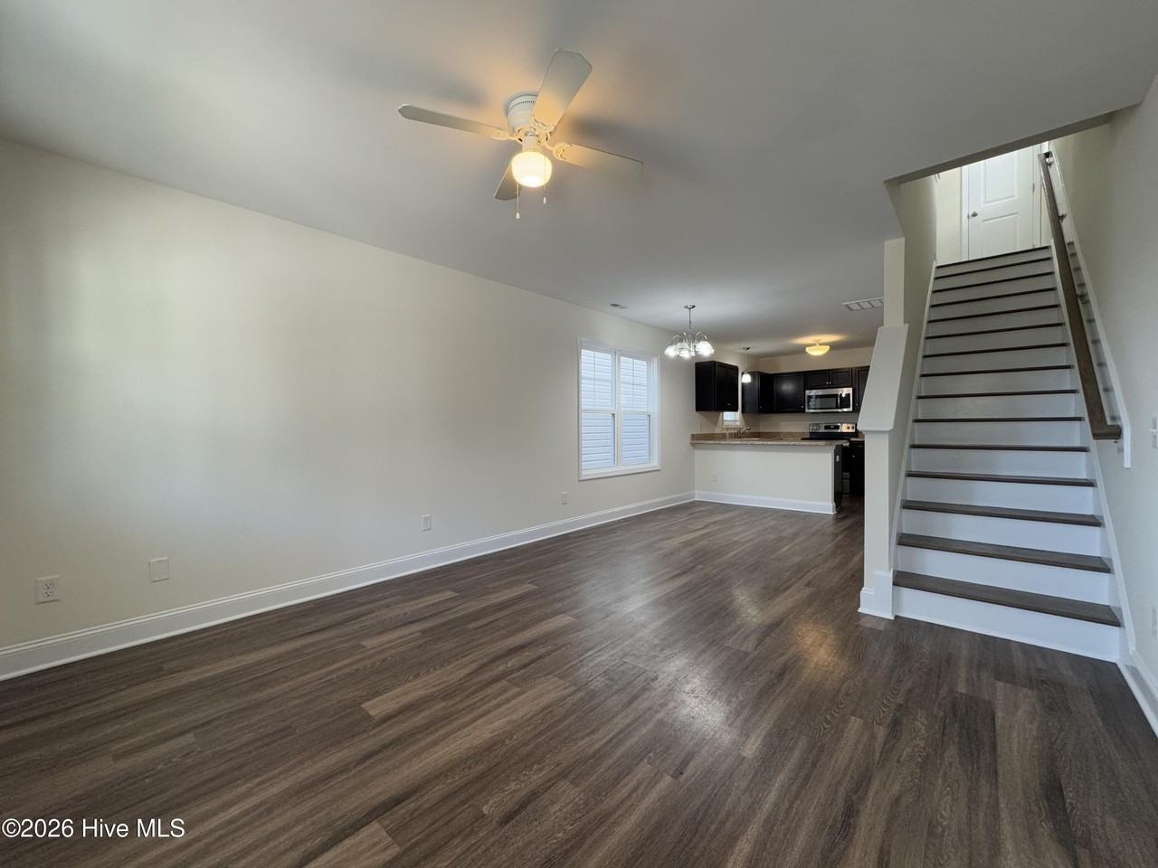 1324 S 8th St - Photo 4 of 17