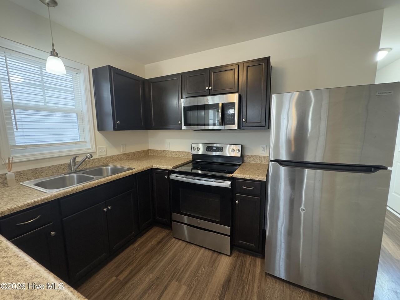 1324 S 8th St - Photo 6 of 17