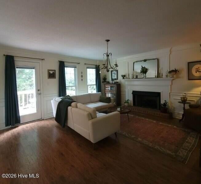 296 Ashbrook Dr - Photo 2 of 16