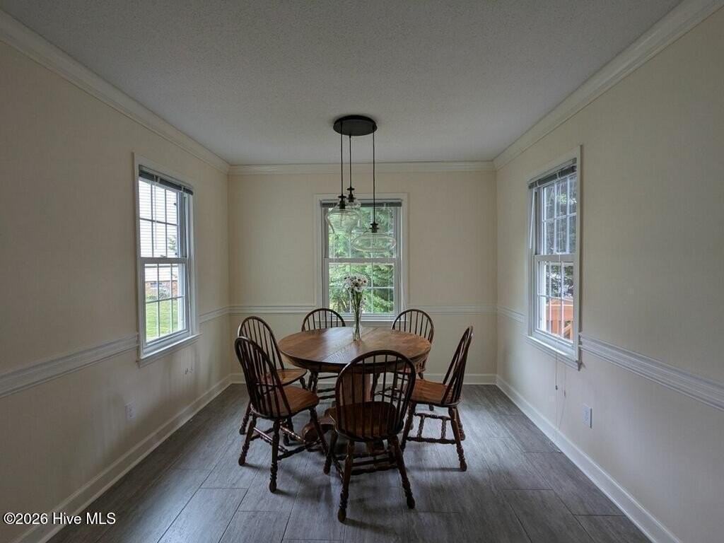 296 Ashbrook Dr - Photo 7 of 16