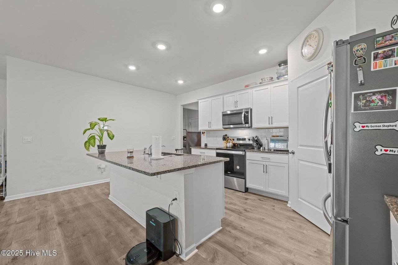 1311 Mona Passage Ct - Photo 6 of 30