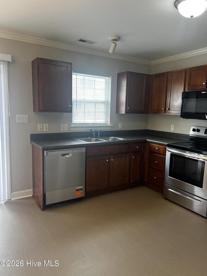 1500 Manning Forest Dr #A4 - Photo 7 of 20