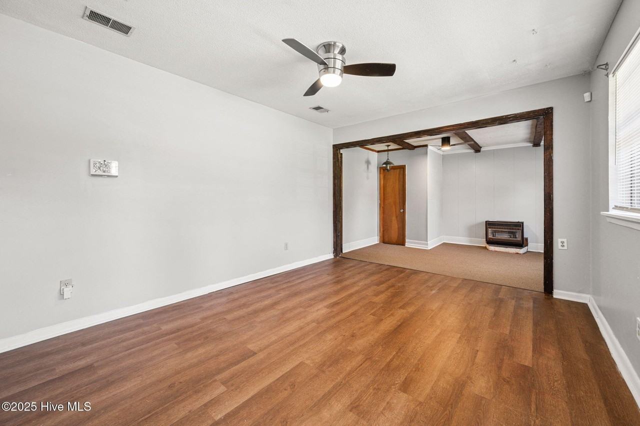 10 Stoney Rd - Photo 6 of 25